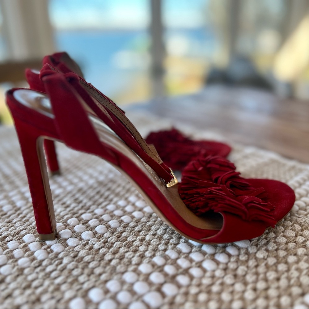 Banana Republic Red Suede Tassel Heels Size 8 - Picture 3 of 5